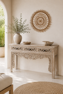 The Aruna Console Table | Handgesneden Teakhouten Sidetable 150 cm